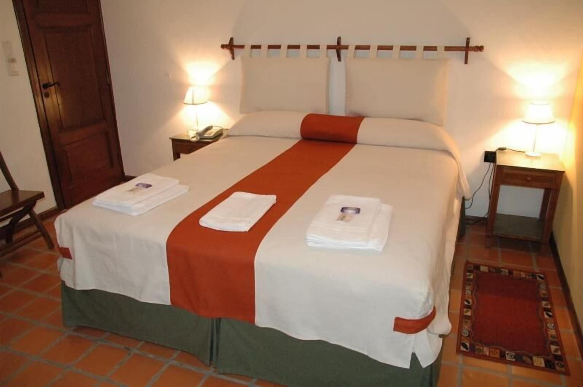 Donna Alda Hotel Salta Rum bild